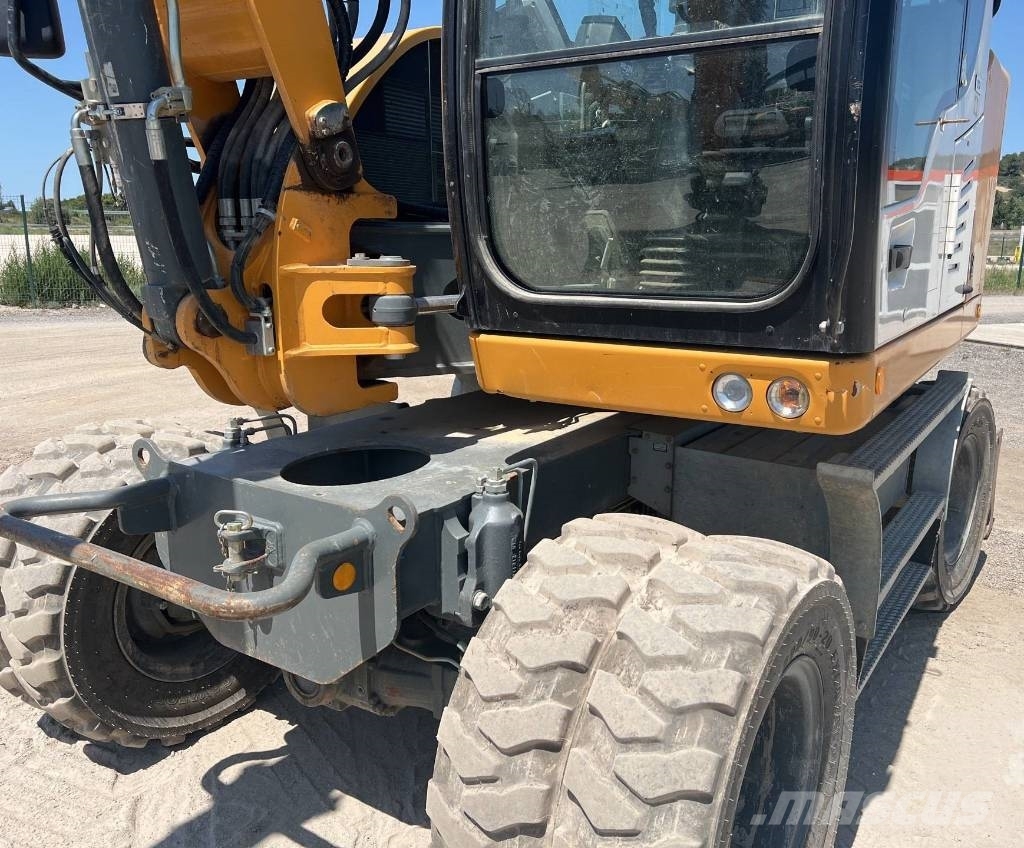 Liebherr A 912 compact Wheeled Excavator Excavadoras de ruedas