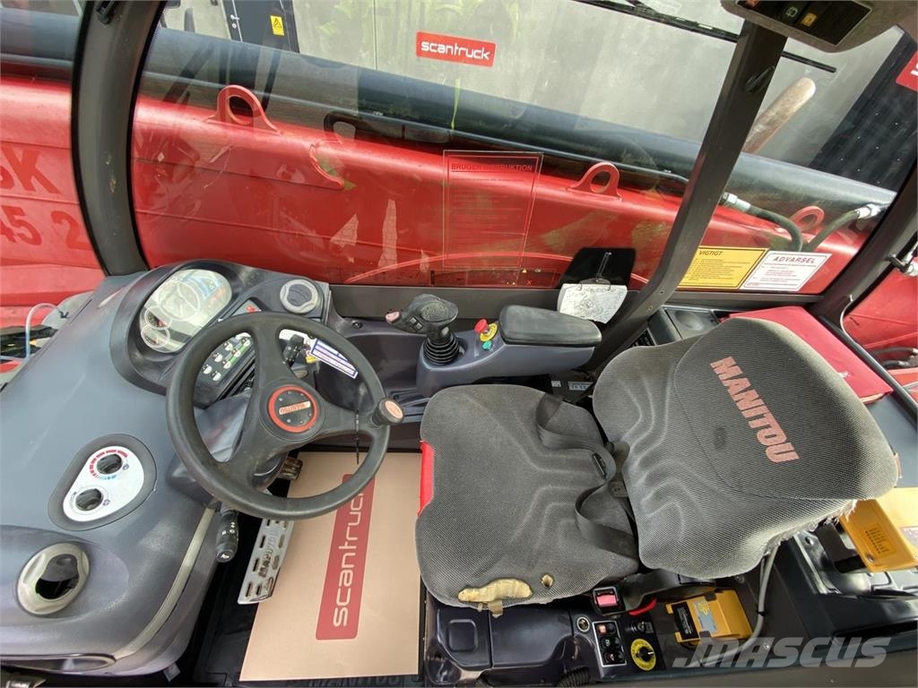 Manitou MT1440A ST3B Teleskopiskie manipulatori