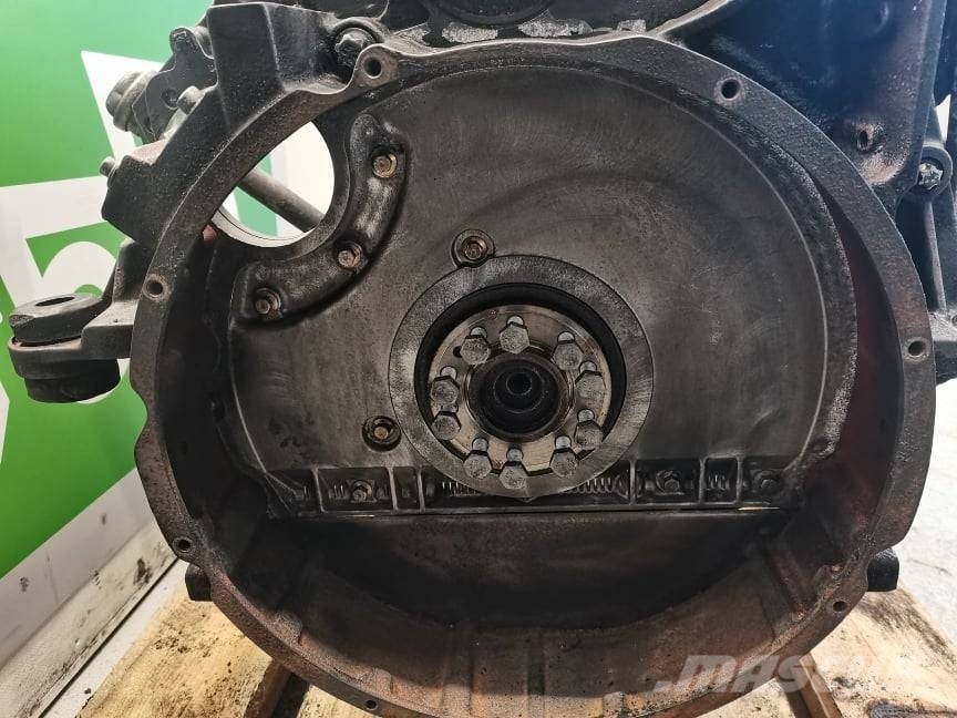 Fendt 720 engine Deutz TCD 6,1 L} Motoren