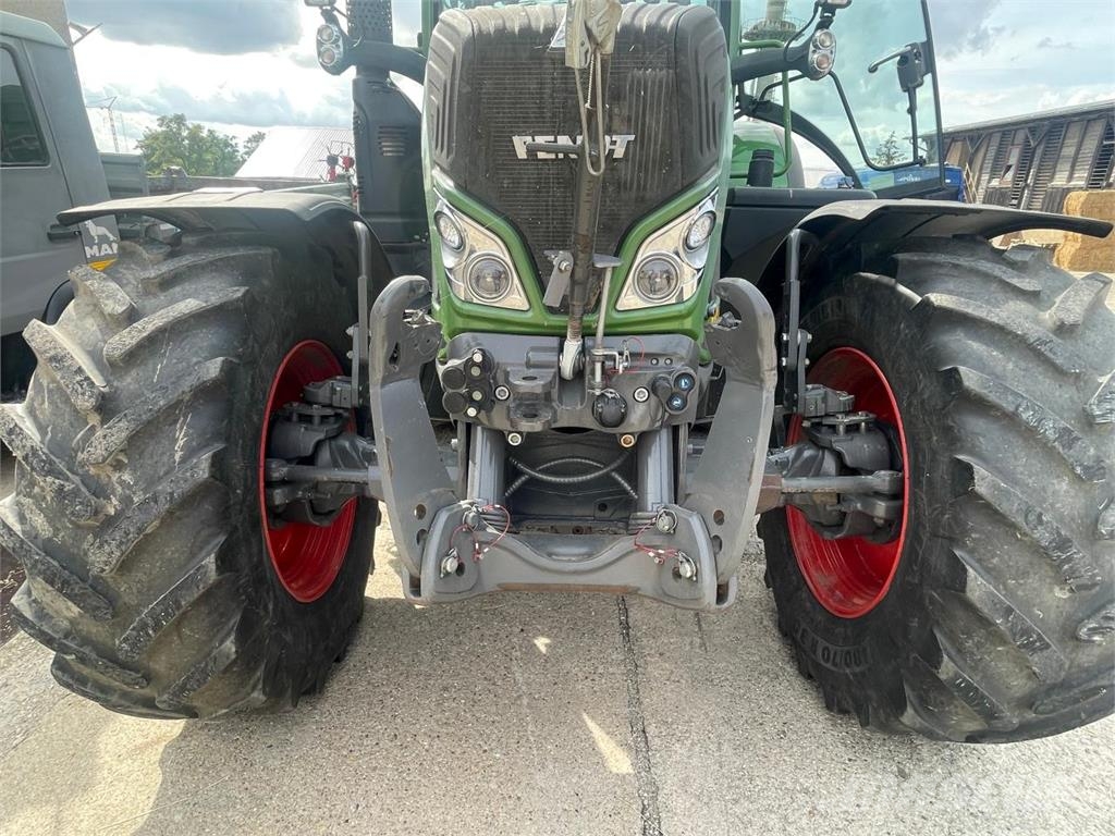 Fendt 722 Vario Profi Tractoren