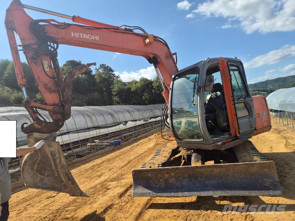 Hitachi ZX 70 LC 중형굴삭기 7톤-28톤