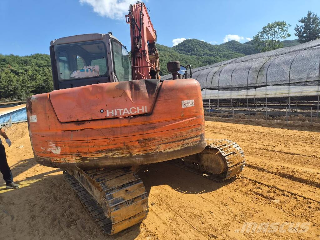 Hitachi ZX 70 LC 중형굴삭기 7톤-28톤
