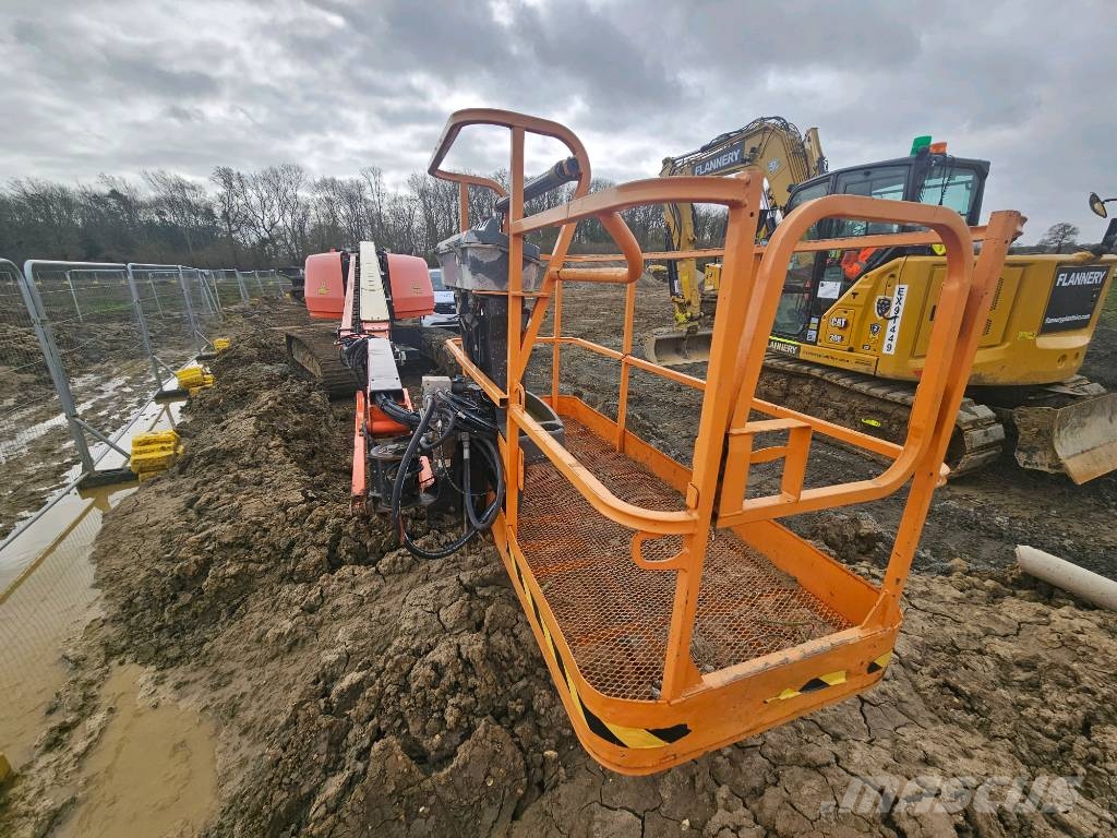 JLG 660 SJ C Telescopic boom lifts