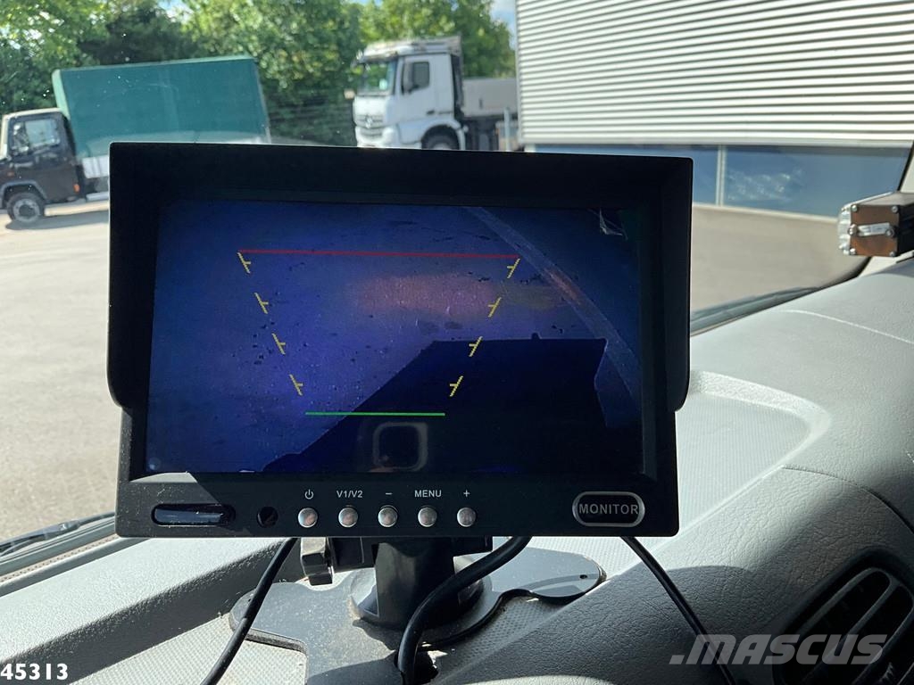 Renault D 220 Euro 6 Fassi 2,3 Tonmeter laadkraan Just 153 Anders