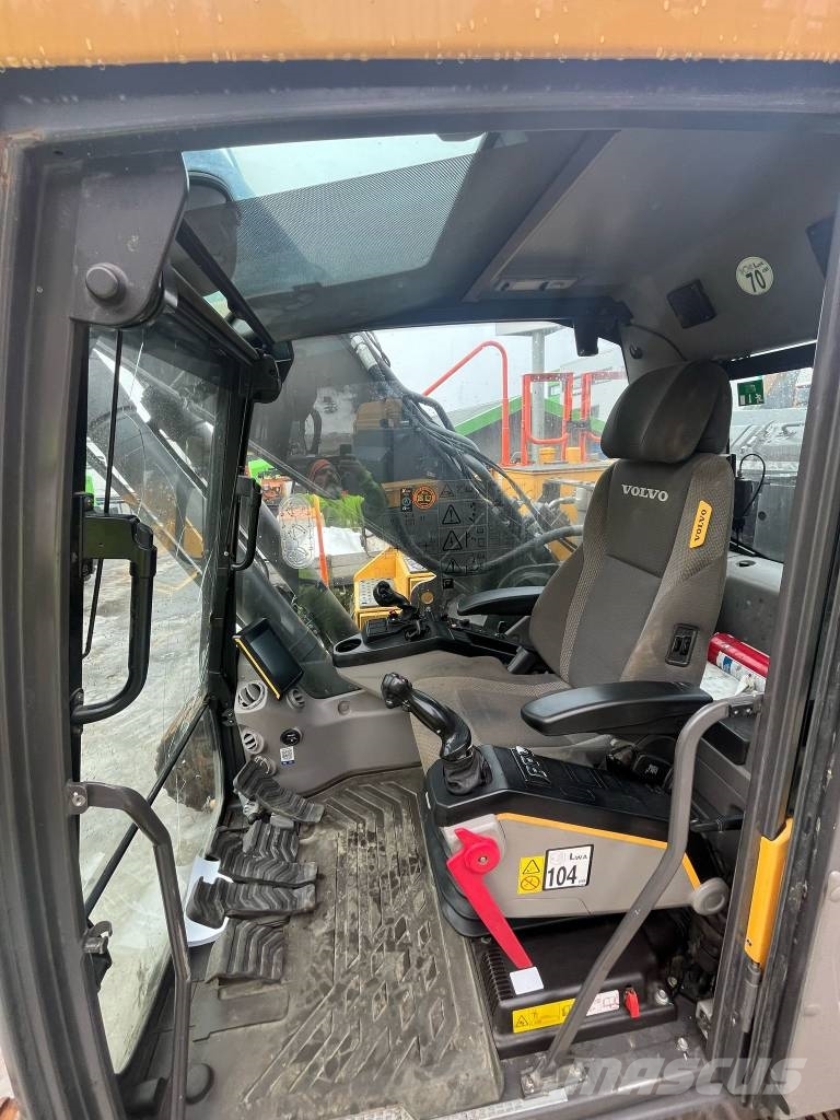 Volvo EC 300 E Excavadoras de cadenas