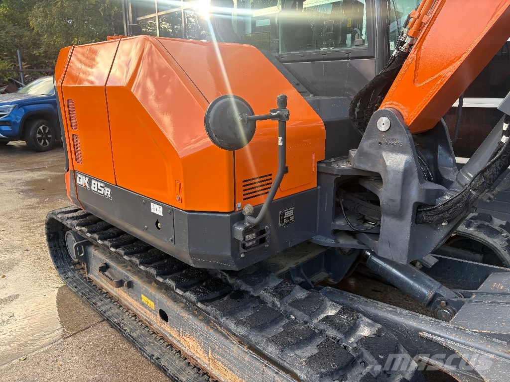 Develon DX 85 R-7 Midi excavators 7t - 12t