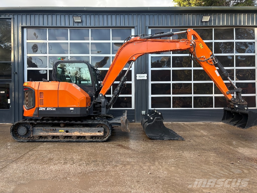 Develon DX 85 R-7 Midi excavators 7t - 12t