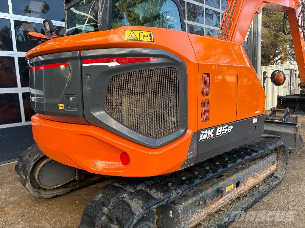 Develon DX 85 R-7 Midi excavators 7t - 12t