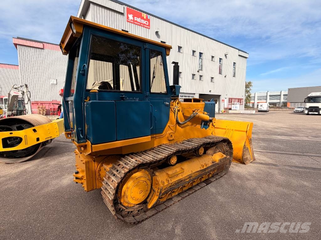 Hanomag L600 DS Lánctalpas homlokrakodók