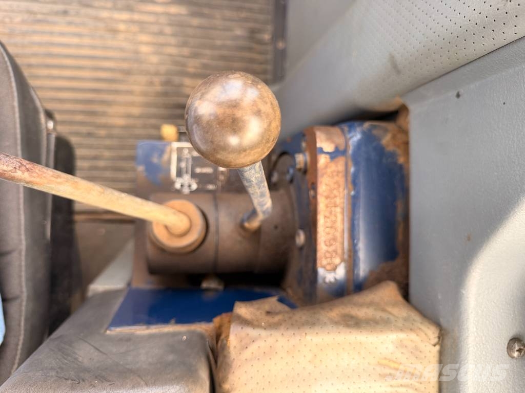 Hanomag L600 DS Lánctalpas homlokrakodók
