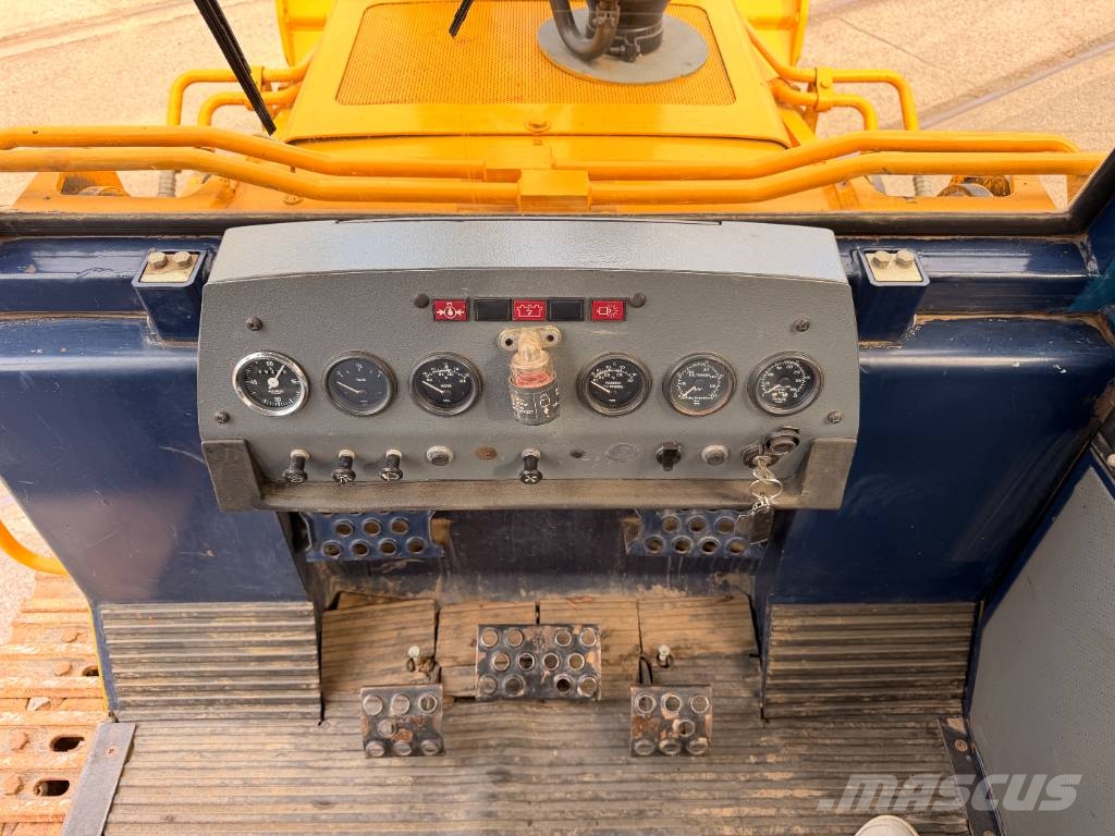 Hanomag L600 DS Lánctalpas homlokrakodók