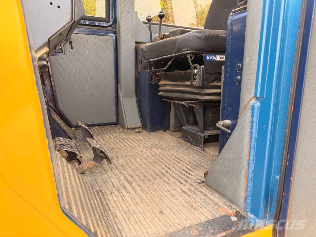 Hanomag L600 DS Lánctalpas homlokrakodók