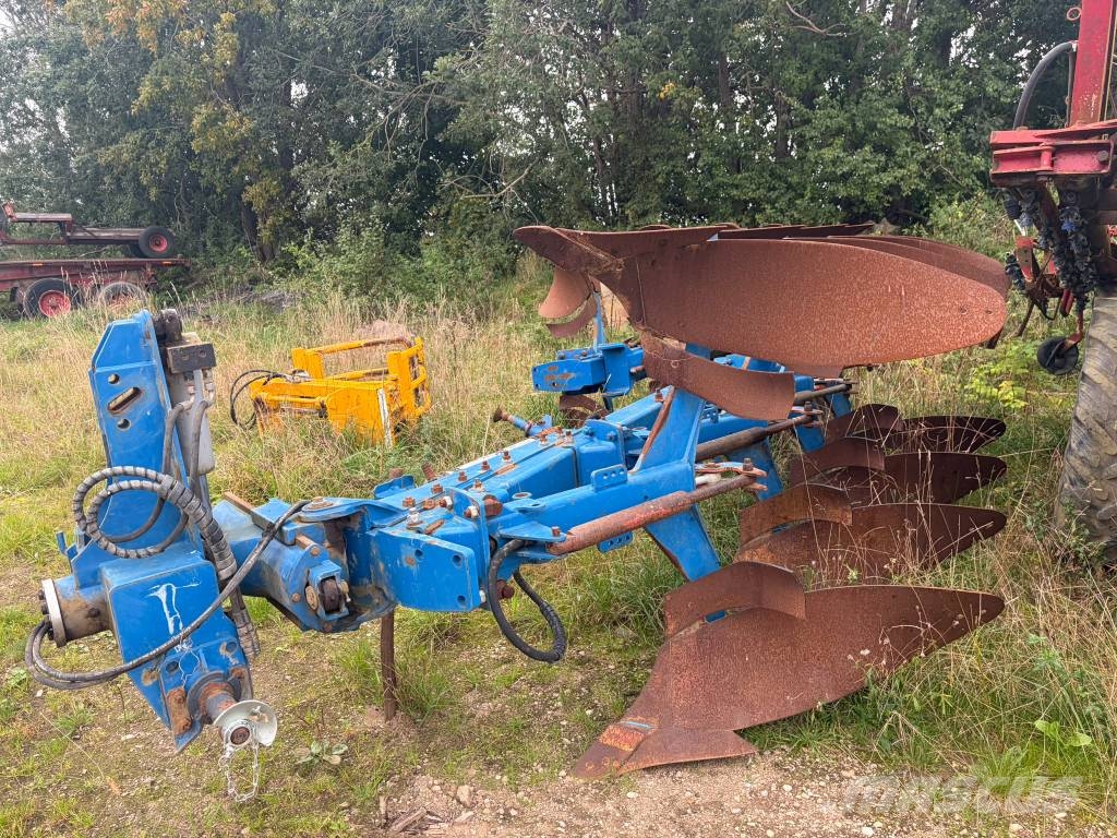 Överum CX490 H Reversible ploughs