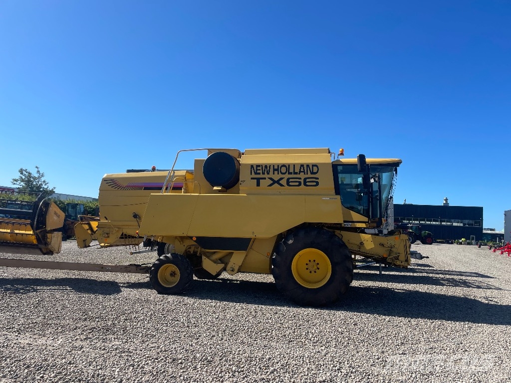 New Holland TX 66 Teraviljakombainid