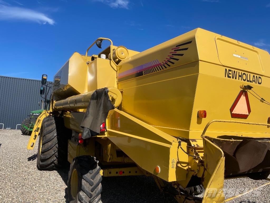 New Holland TX 66 Teraviljakombainid
