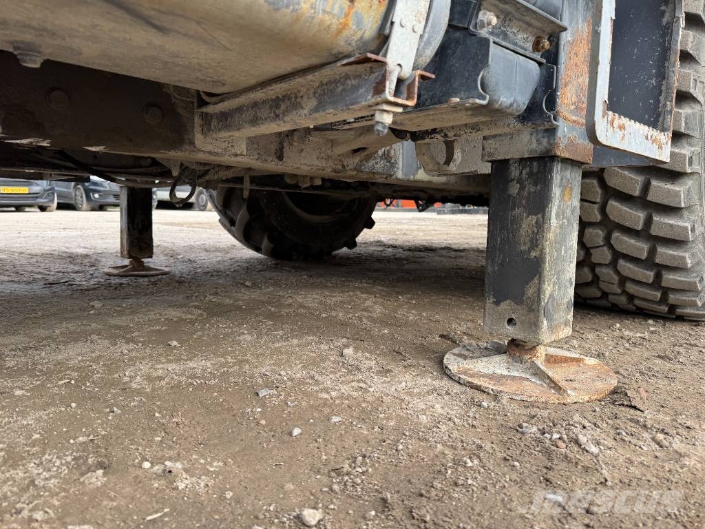 Epiroc ME5 - Concrete Sprayer Shotcrete / 4 Wheel Steer Otra maquinaria subterránea