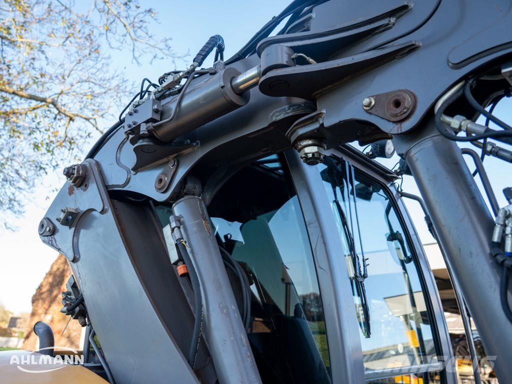 Mecalac 8 MCR Beltegraver