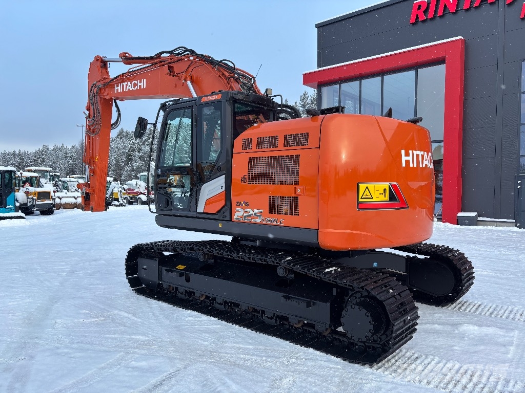 Hitachi ZX 225 USRLC-7 / Stage V, Rasvari Kāpurķēžu ekskavatori
