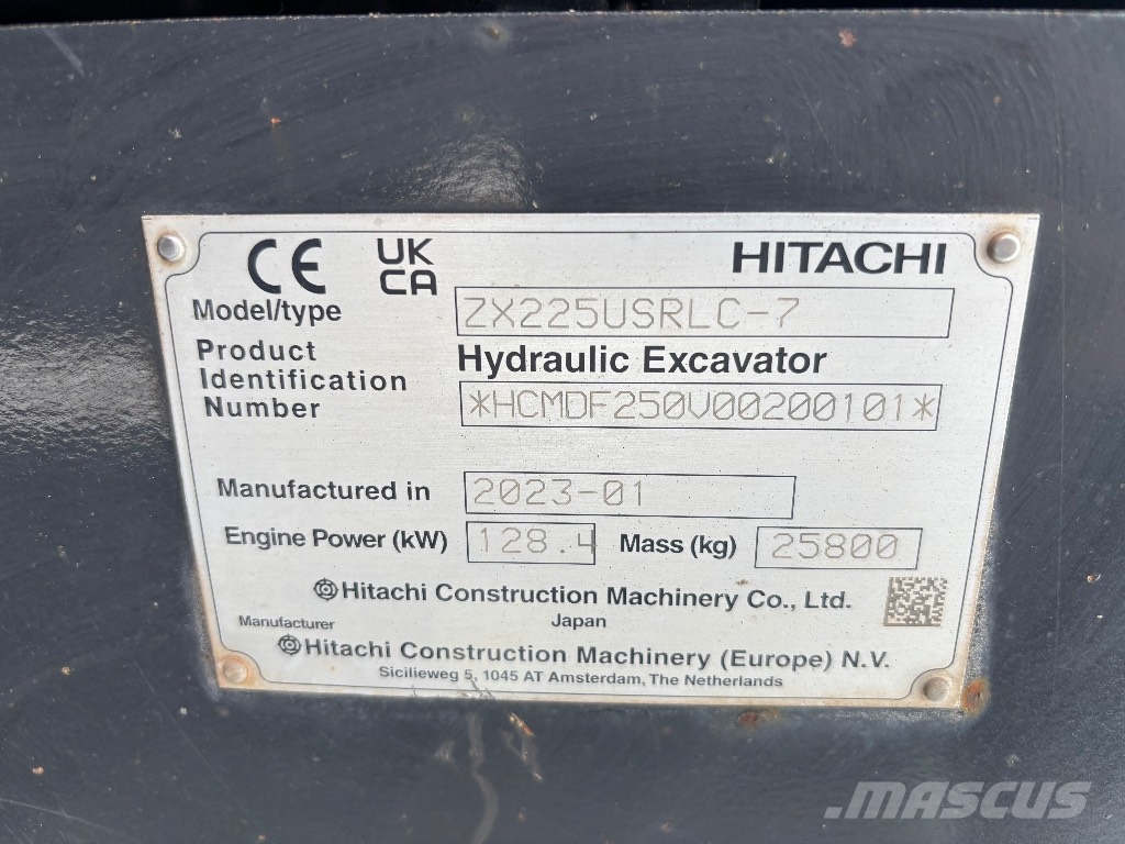 Hitachi ZX 225 USRLC-7 / Stage V, Rasvari Kāpurķēžu ekskavatori