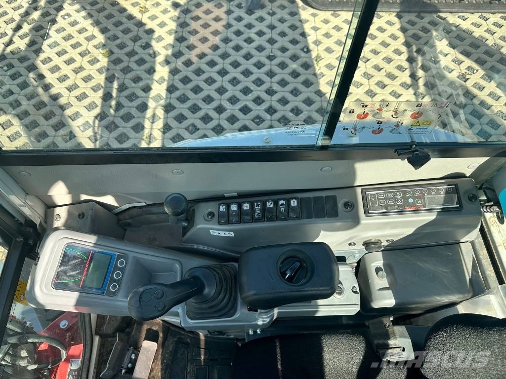 Takeuchi TB325R V1 Minigravere <7t