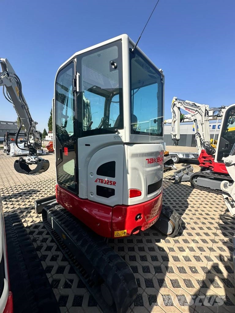 Takeuchi TB325R V1 Minigravere <7t