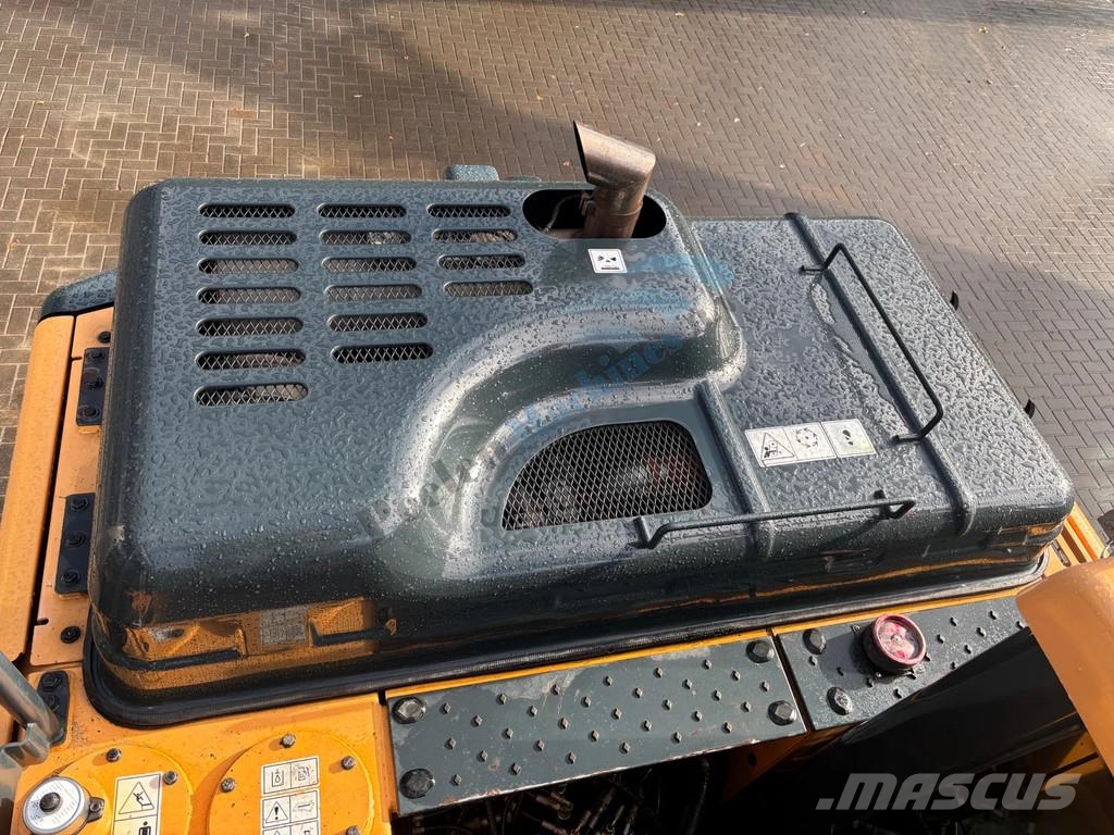Hyundai HW 140 Wielgraafmachines