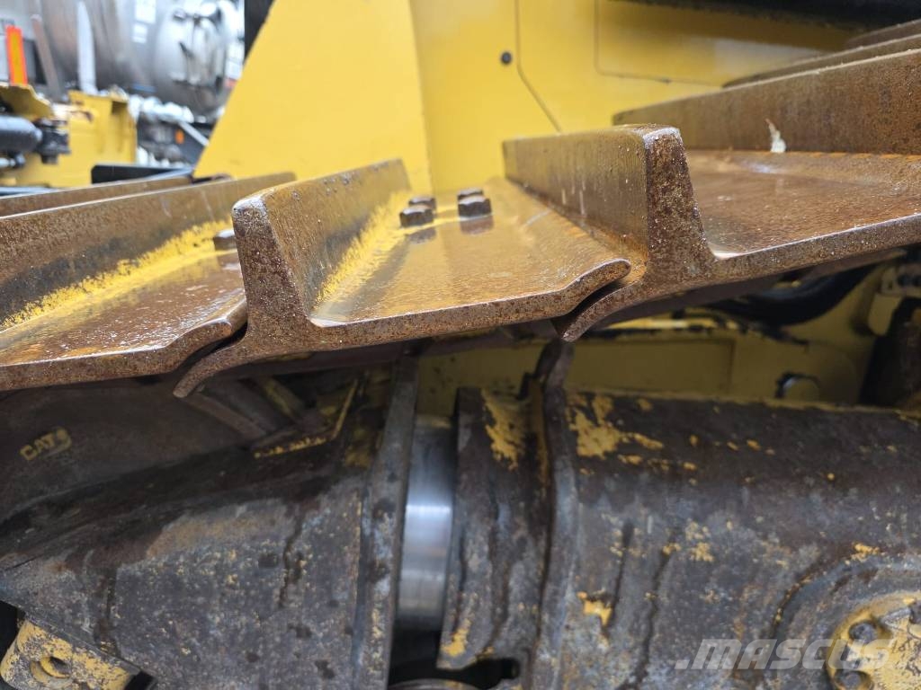 CAT D 5 LGP Buldooserid