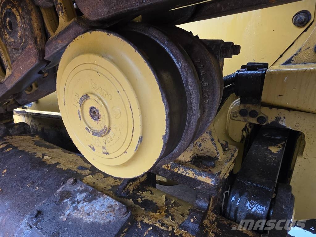 CAT D 5 LGP Buldooserid