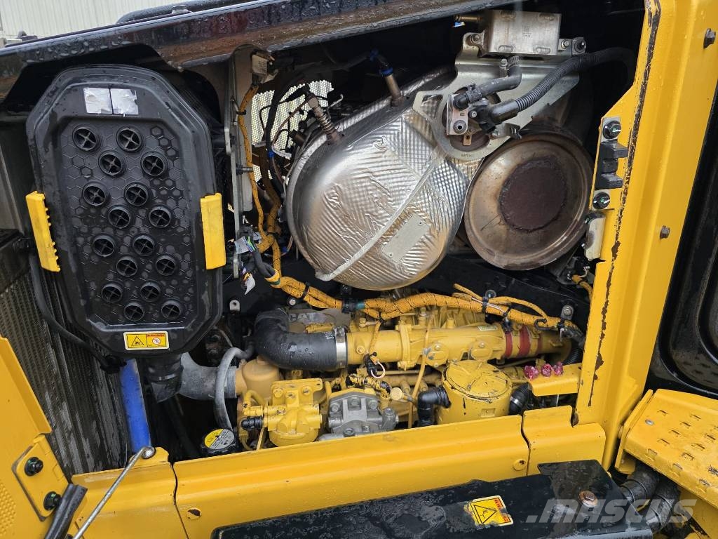 CAT D 5 LGP Buldooserid