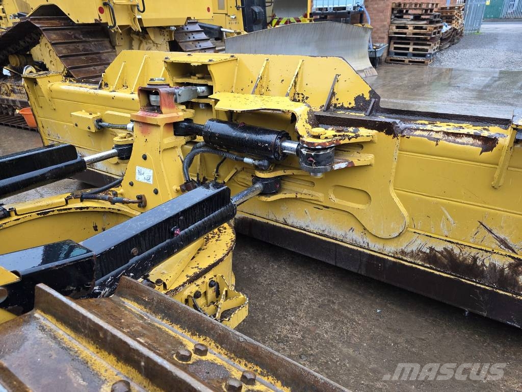 CAT D 5 LGP Buldooserid