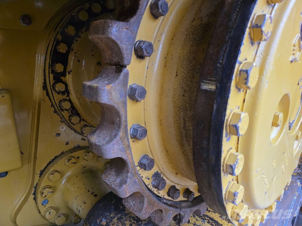 CAT D 5 LGP Buldooserid
