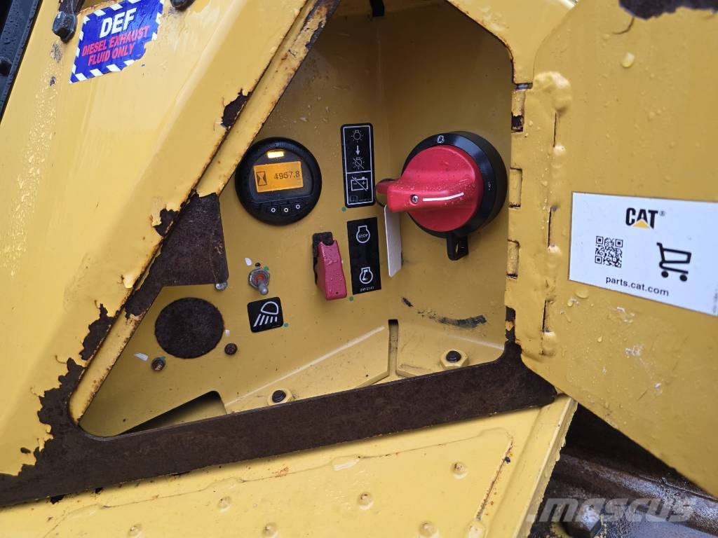 CAT D 5 LGP Buldooserid