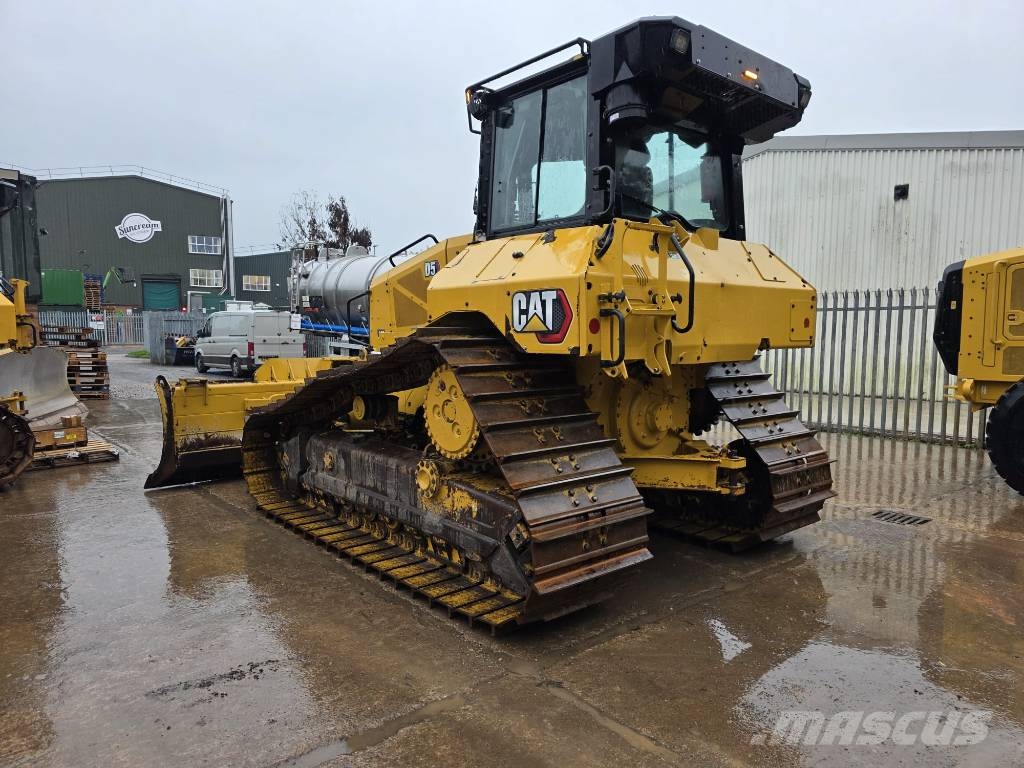 CAT D 5 LGP Buldooserid
