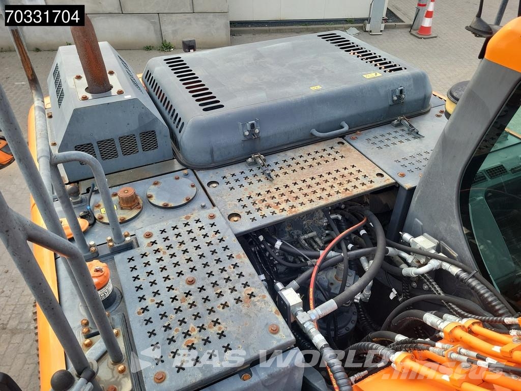 Doosan DX225 LC-5 حفارات زحافة