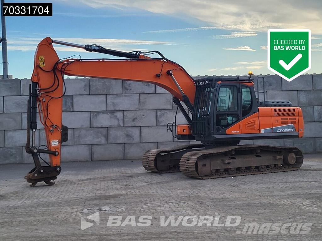 Doosan DX225 LC-5 Excavatoare pe șenile