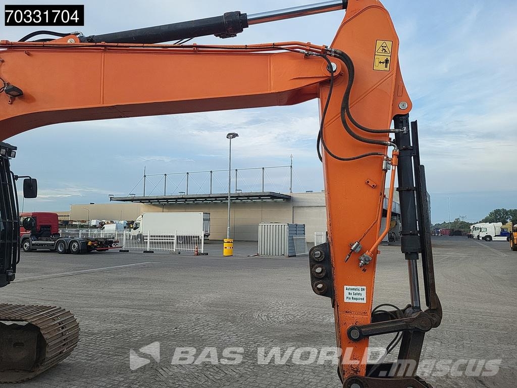 Doosan DX225 LC-5 Excavatoare pe șenile