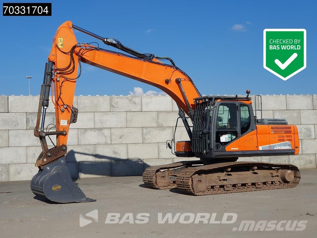 Doosan DX225 LC-5 حفارات زحافة
