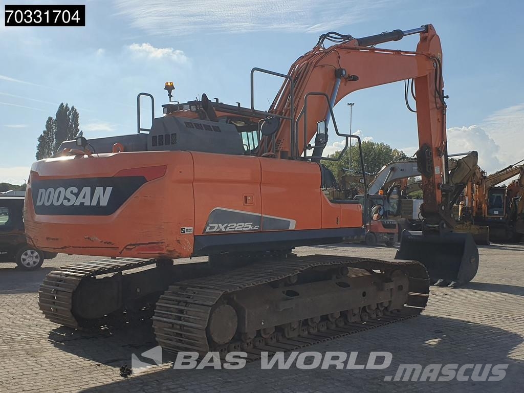 Doosan DX225 LC-5 حفارات زحافة