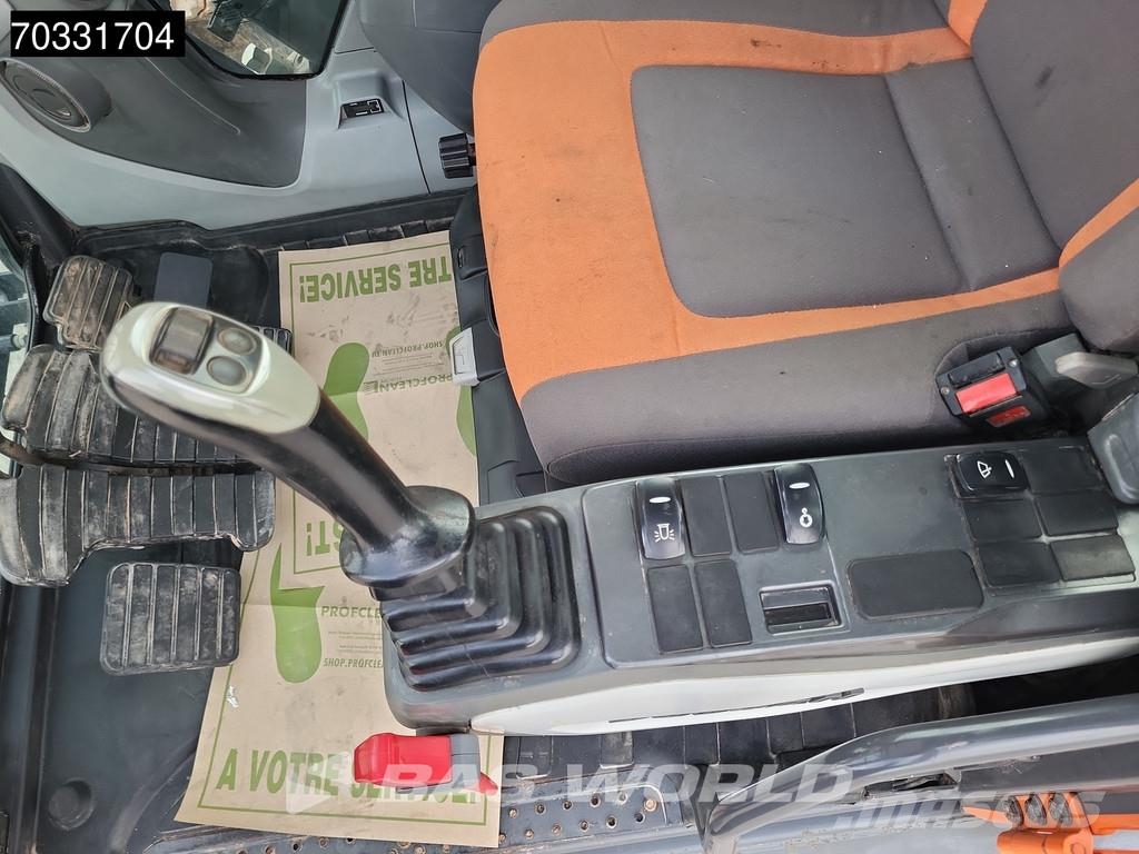 Doosan DX225 LC-5 حفارات زحافة