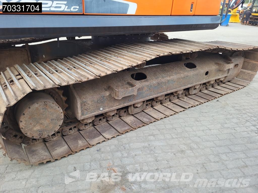 Doosan DX225 LC-5 حفارات زحافة