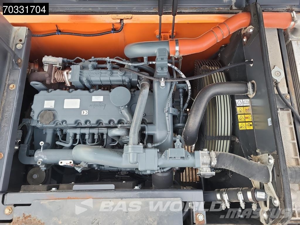 Doosan DX225 LC-5 حفارات زحافة