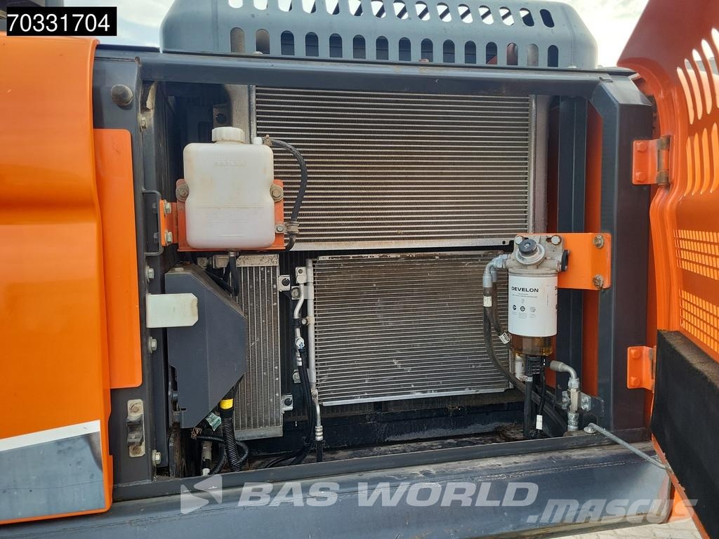 Doosan DX225 LC-5 حفارات زحافة