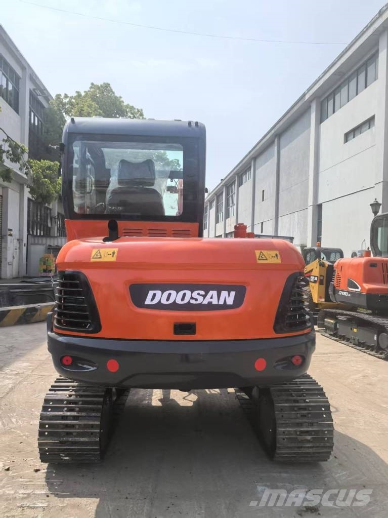 Doosan DX 60-9 C Mini ekskavatori < 7 t