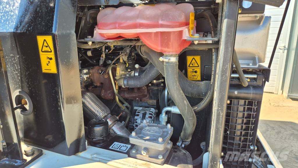 JCB 6ST-2S5 - 2023 YEAR - 475 HOURS - CAMERA Dumper - Knickgelenk