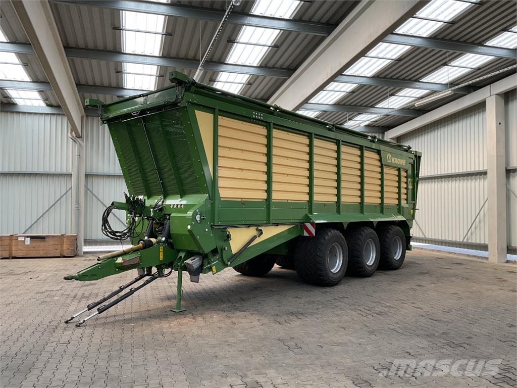 Krone TX 560 معدات التعامل مع المواد ووضعها
