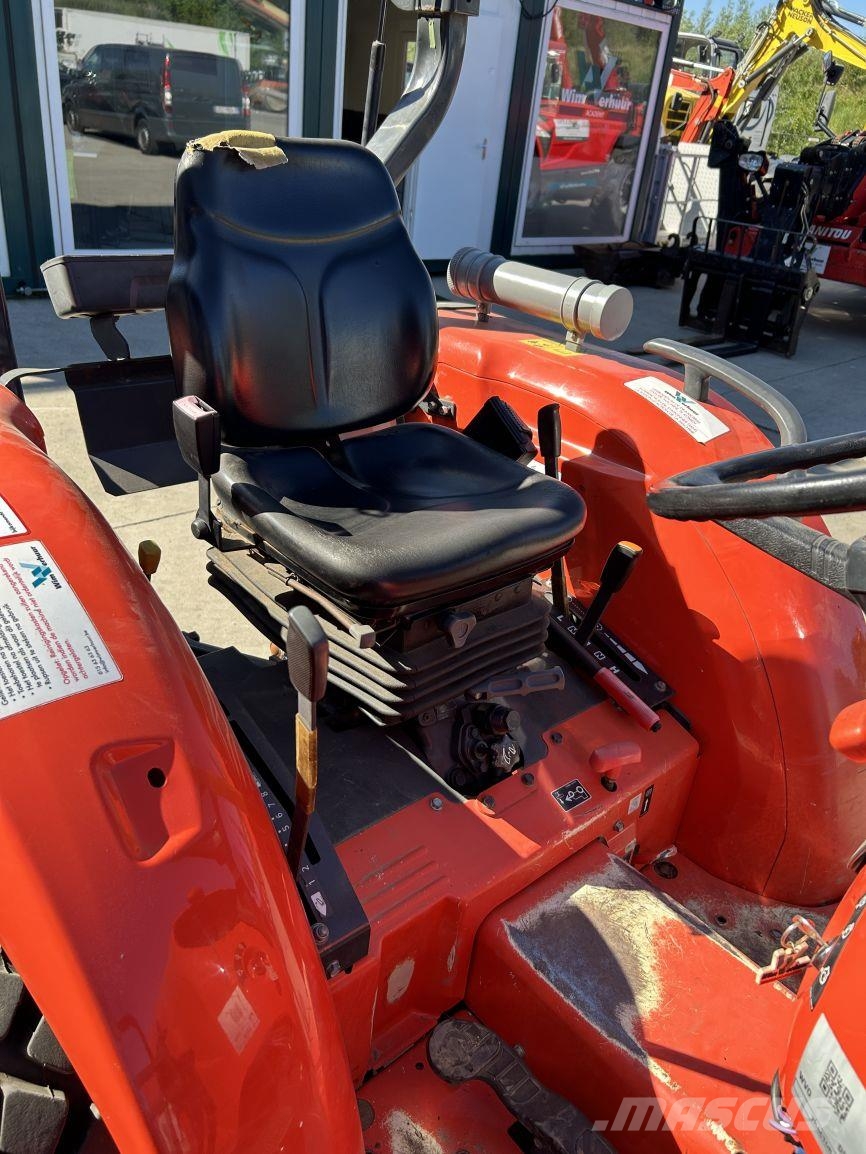 Kubota L1-382 (5283) Manji traktori