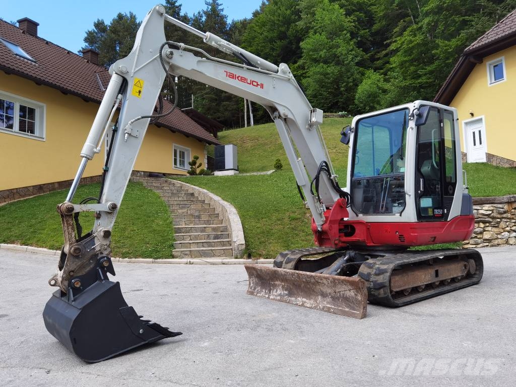 Takeuchi TB 250 Mini rýpadlá < 7t