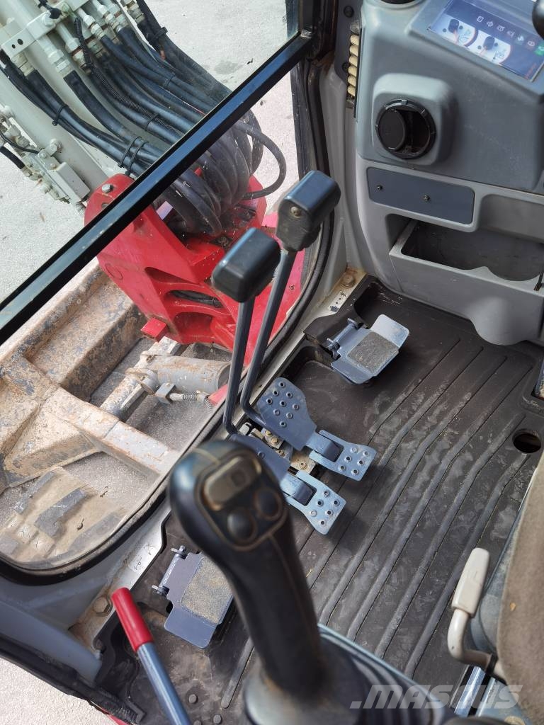 Takeuchi TB 250 Mini rýpadlá < 7t