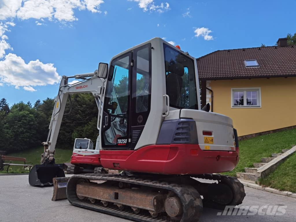 Takeuchi TB 250 Mini rýpadlá < 7t