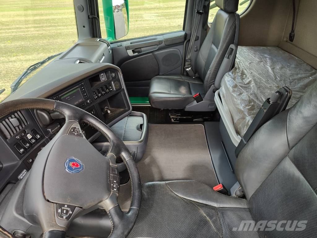 Scania R 520 Camiones con chasís y cabina